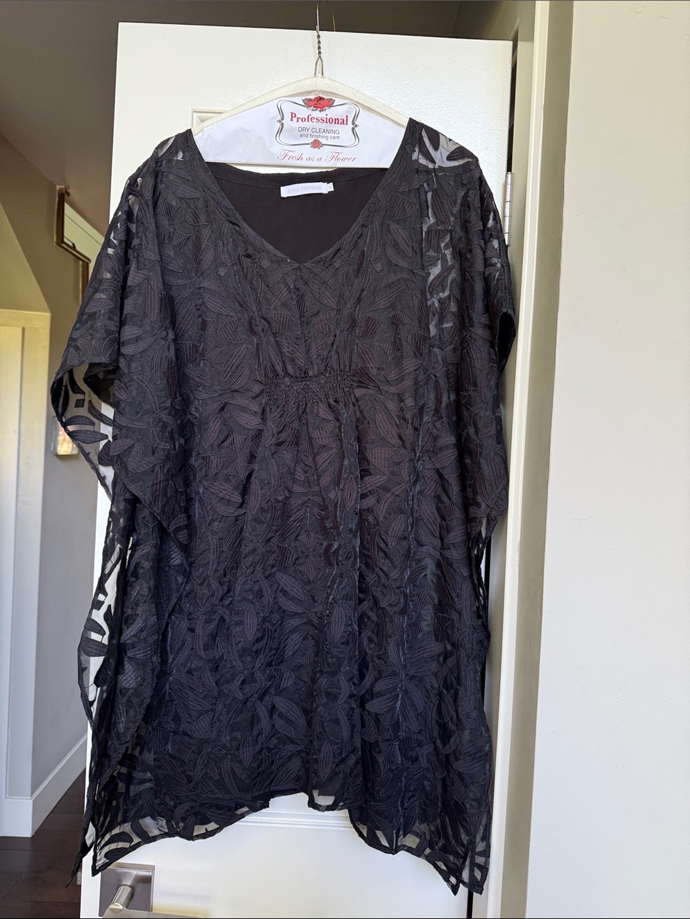 Anne Fontaine 44 (10-12) L33 
Les Precious Black lace lined dress/tunic
